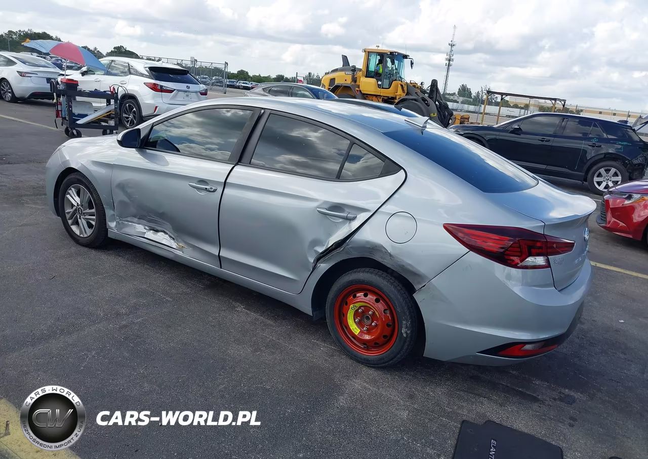 2020 Hyundai Elantra Value Edition VIN:KMHD84LF6LU929426 - 3