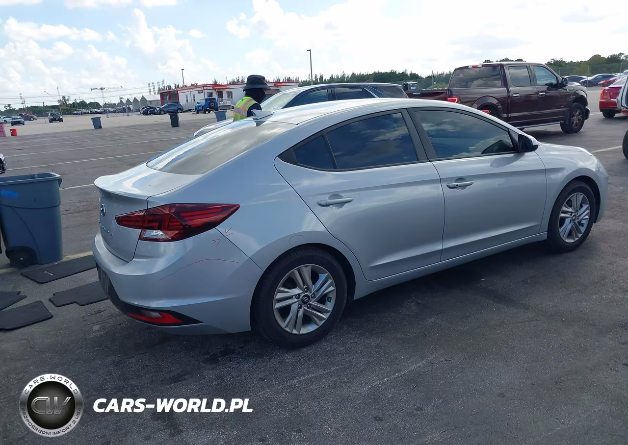 2020 Hyundai Elantra Value Edition VIN:KMHD84LF6LU929426 - 4