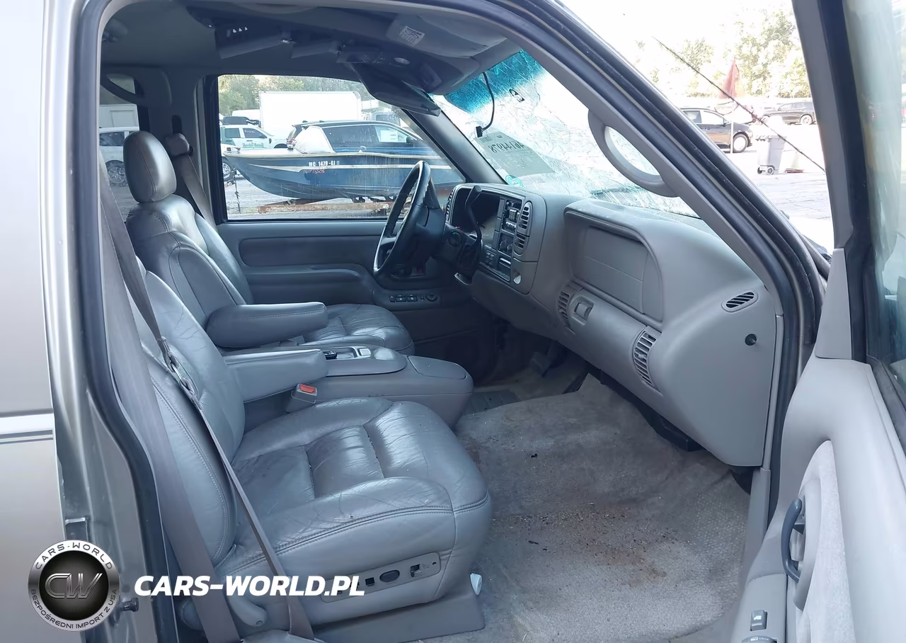 1999 Chevrolet Tahoe Ls VIN:1GNEK13R7XJ446271 - 5