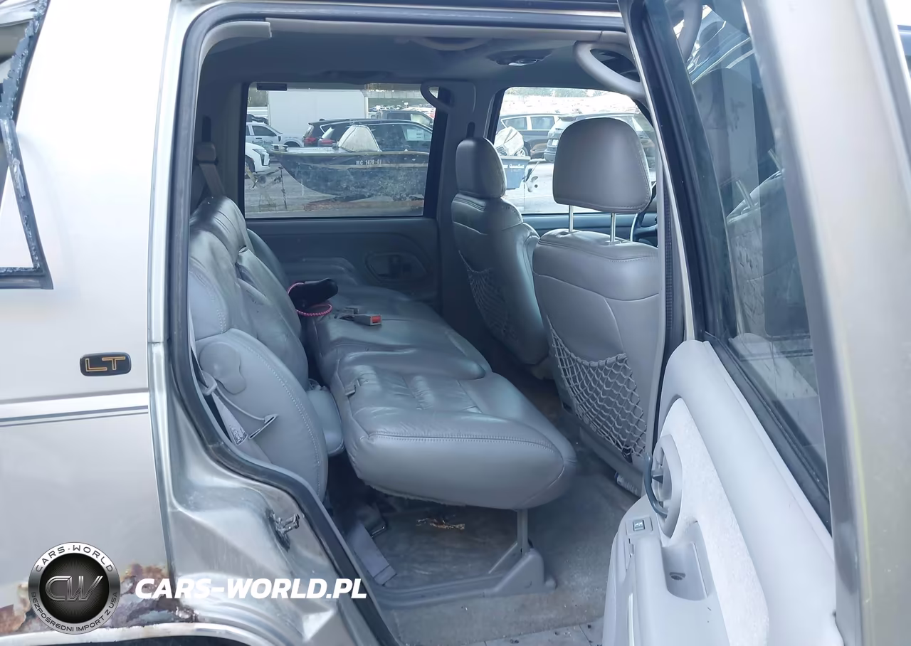 1999 Chevrolet Tahoe Ls VIN:1GNEK13R7XJ446271 - 8