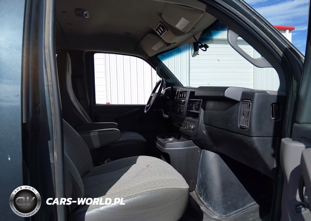 2017 Chevrolet Express 3500 Lt VIN:1GAZGPFG5H1293926 - 5