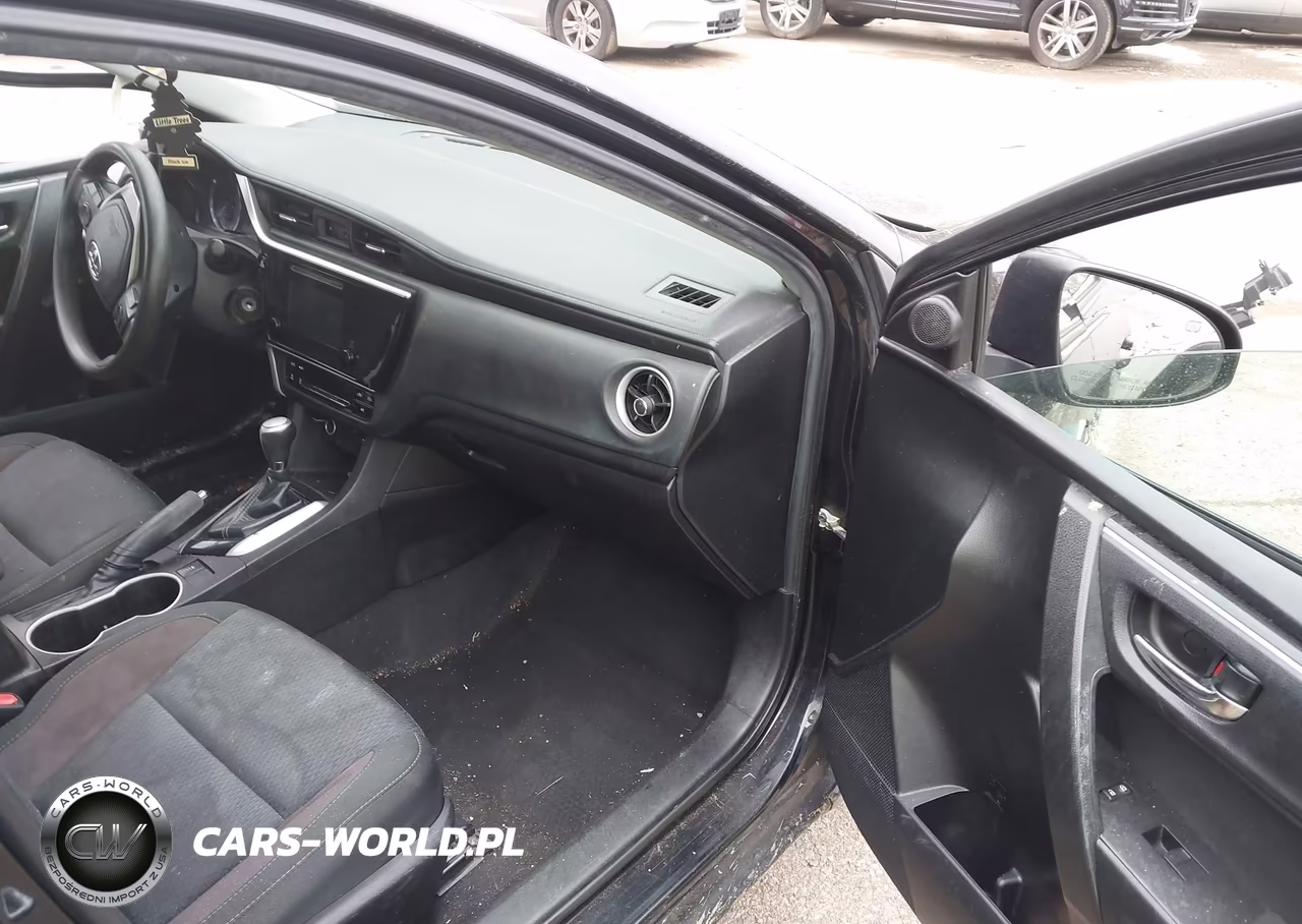 2019 Toyota Corolla Le VIN:5YFBURHE3KP935958 - 5