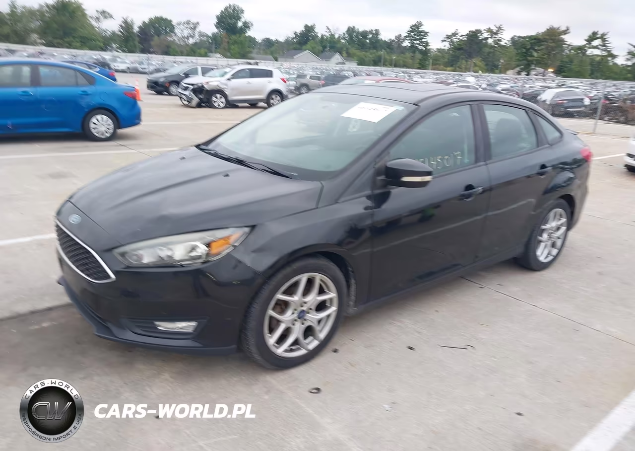 2015 Ford Focus Se VIN:1FADP3F24FL319938 - 2