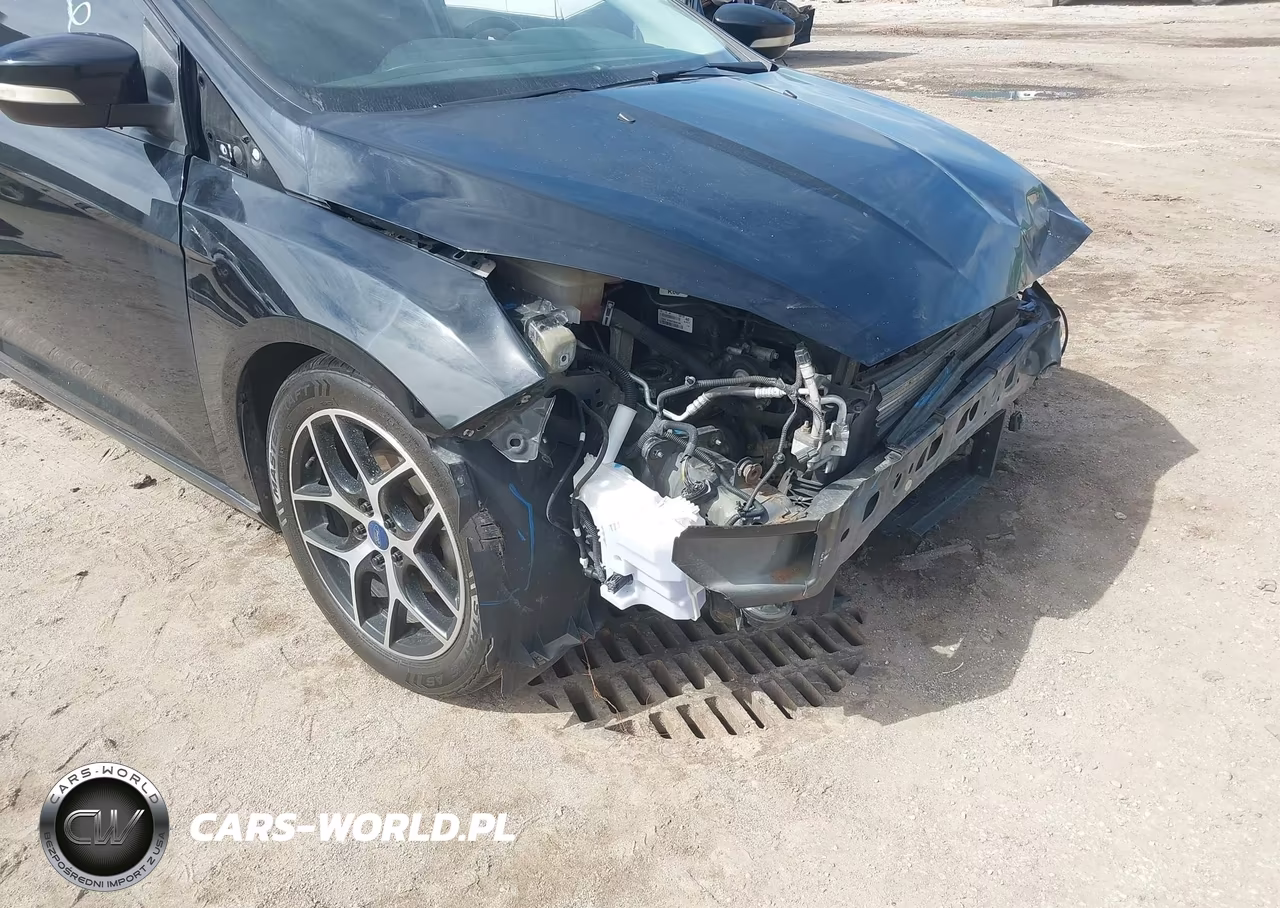 2017 Ford Focus Sel VIN:1FADP3M23HL328331 - 13