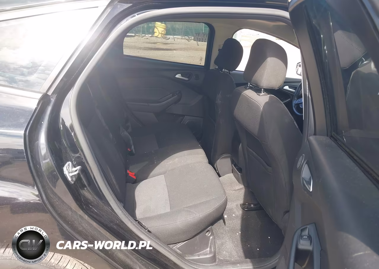2017 Ford Focus Sel VIN:1FADP3M23HL328331 - 8