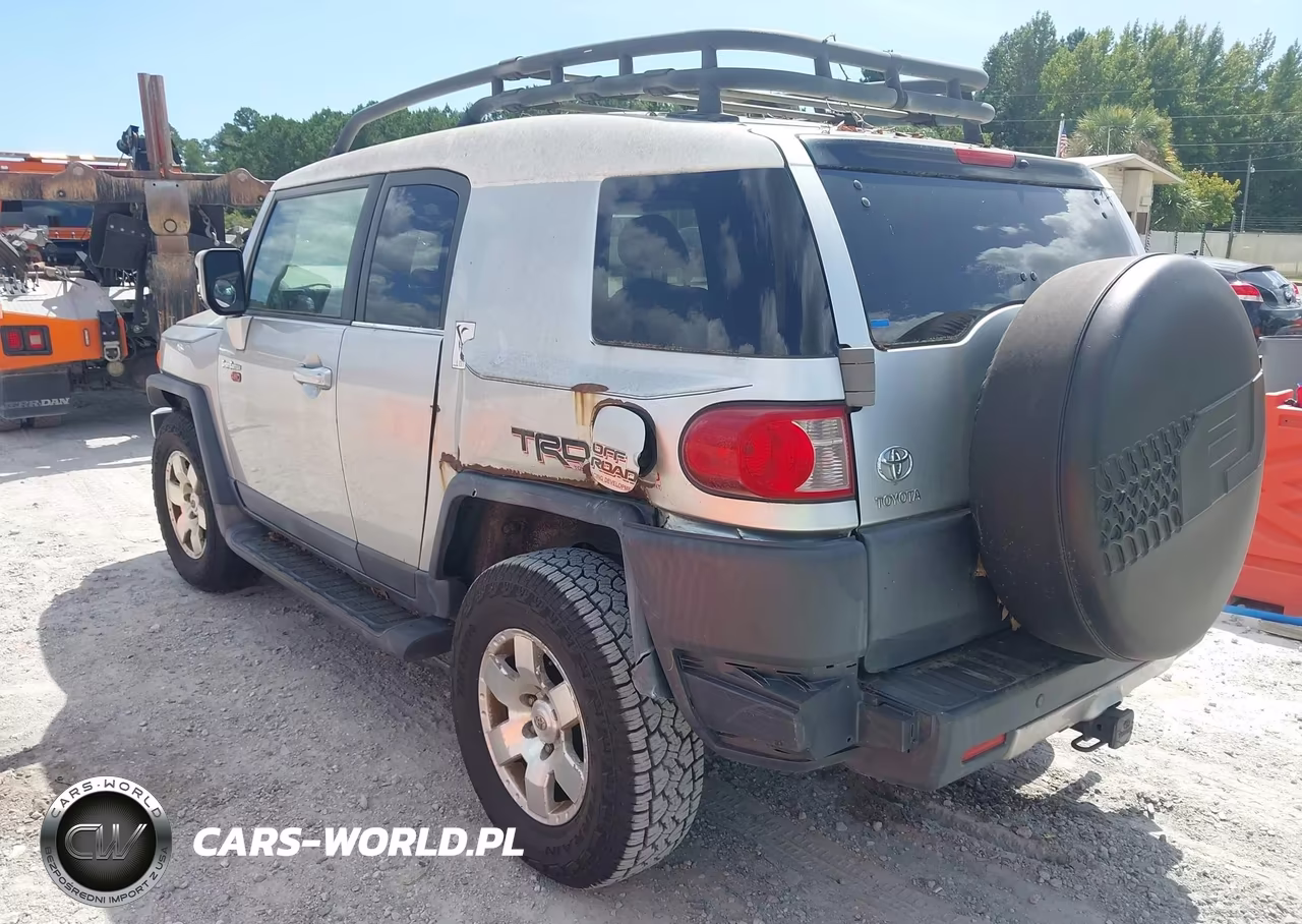 2007 Toyota Fj Cruiser VIN:JTEBU11F170017367 - 3