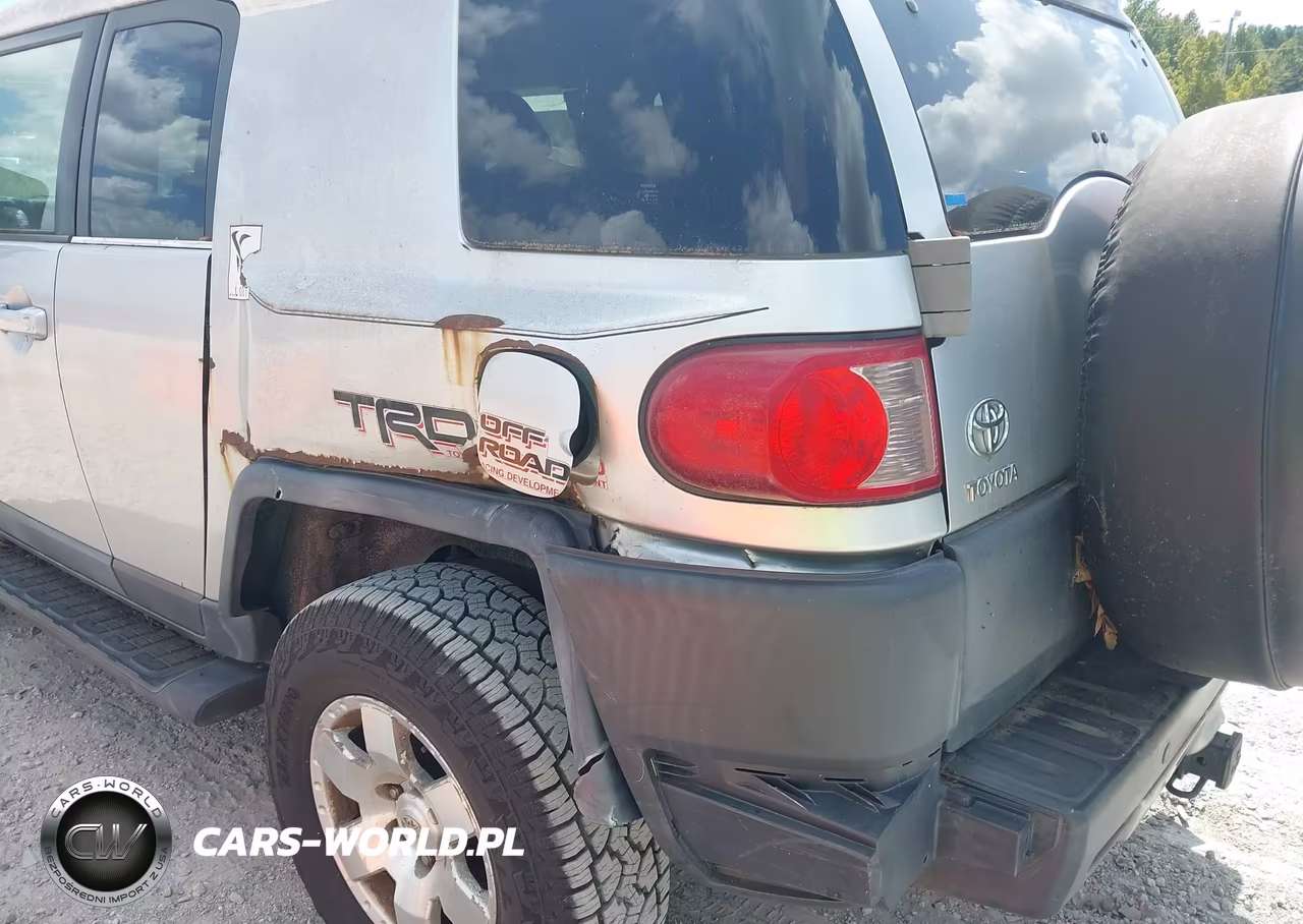 2007 Toyota Fj Cruiser VIN:JTEBU11F170017367 - 6