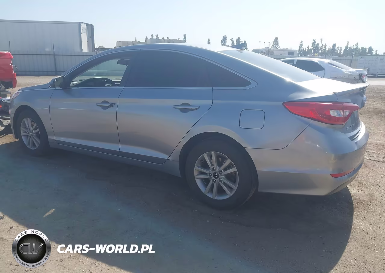 2015 Hyundai Sonata Se VIN:5NPE24AF2FH152898 - 3