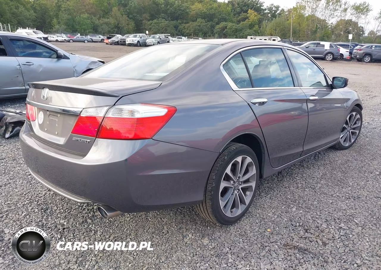 2015 Honda Accord Sport VIN:1HGCR2F5XFA222745 - 4