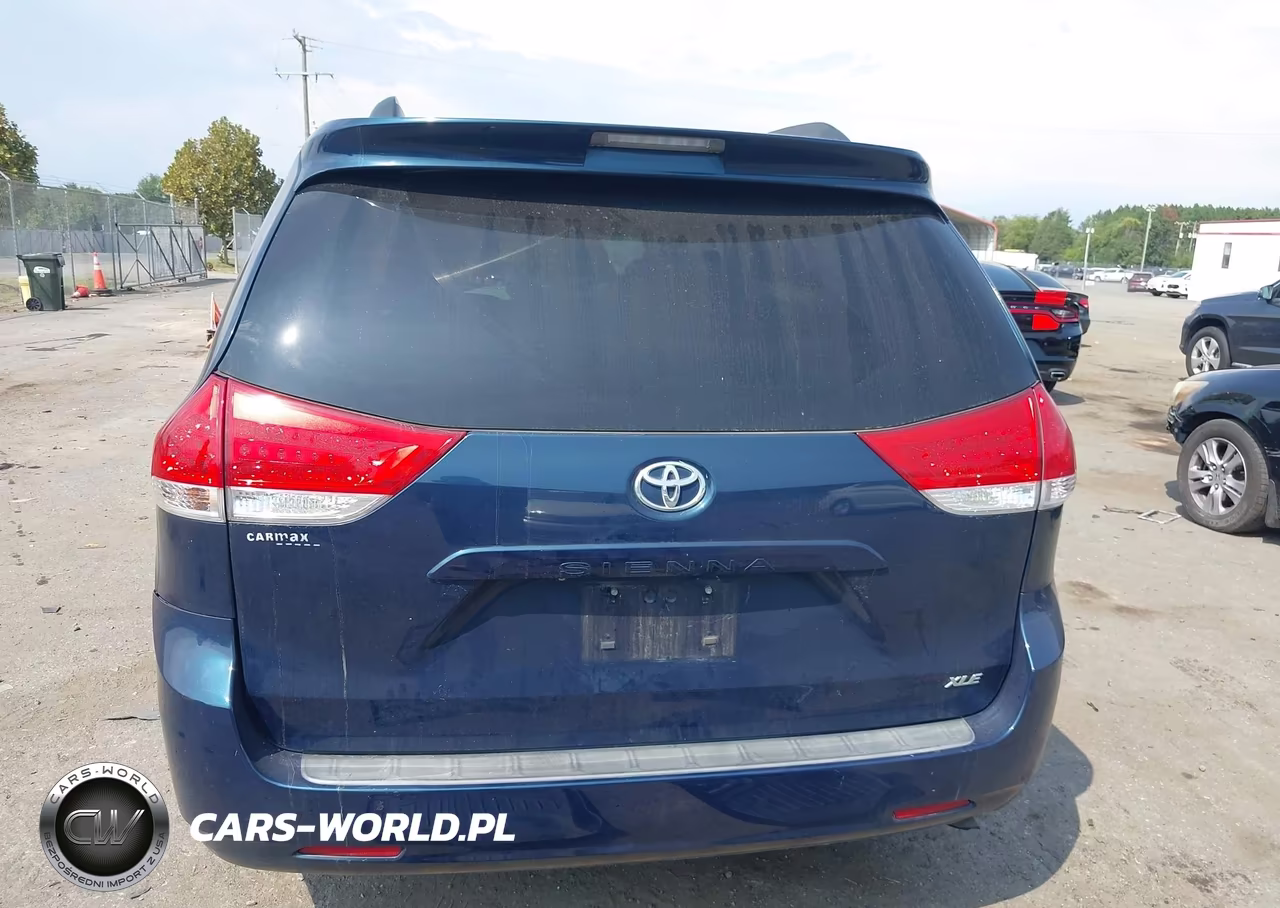 2012 Toyota Sienna Xle V6 8 Passenger VIN:5TDYK3DC4CS258168 - 16