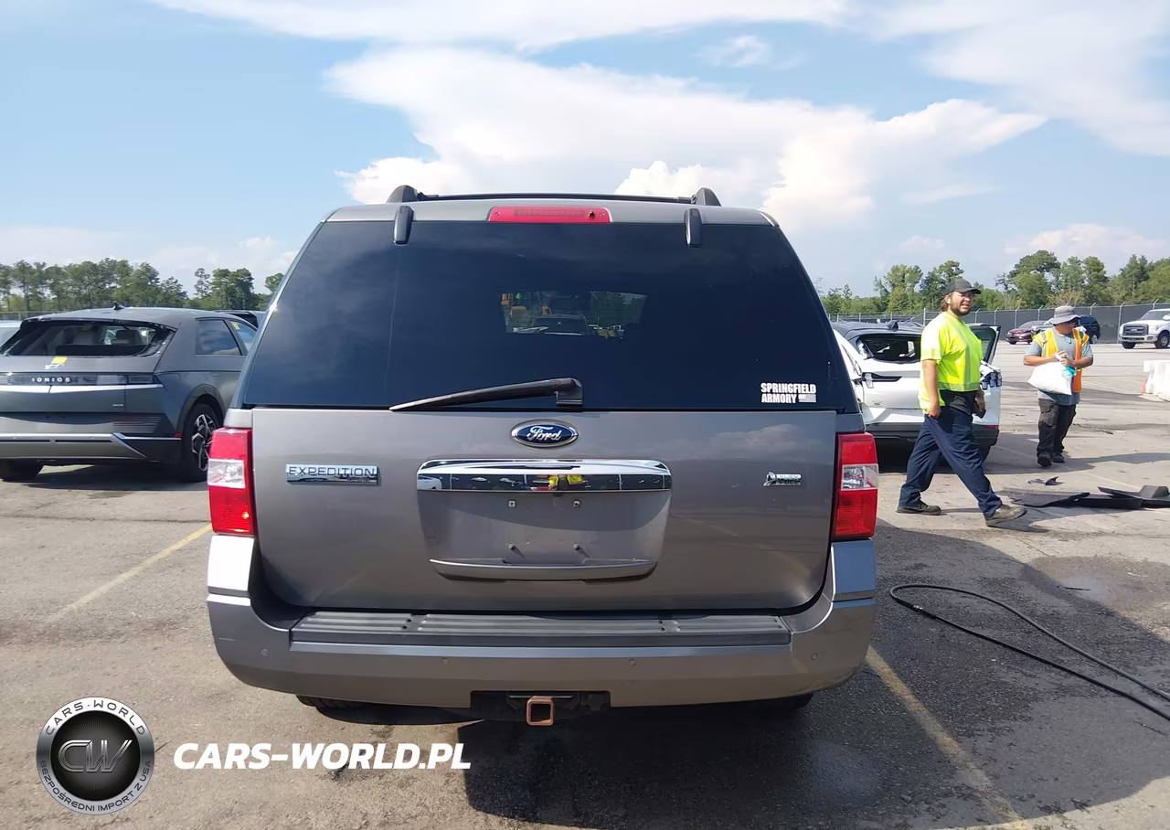 2014 Ford Expedition Limited VIN:1FMJU2A56EEF23852 - 16