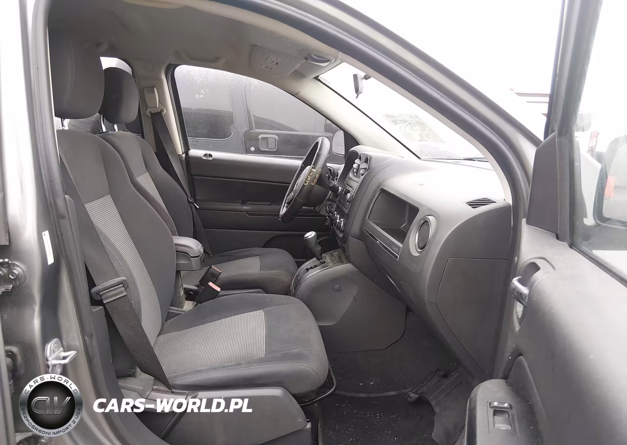 2011 Jeep Compass VIN:1J4NF1FB9BD243945 - 5