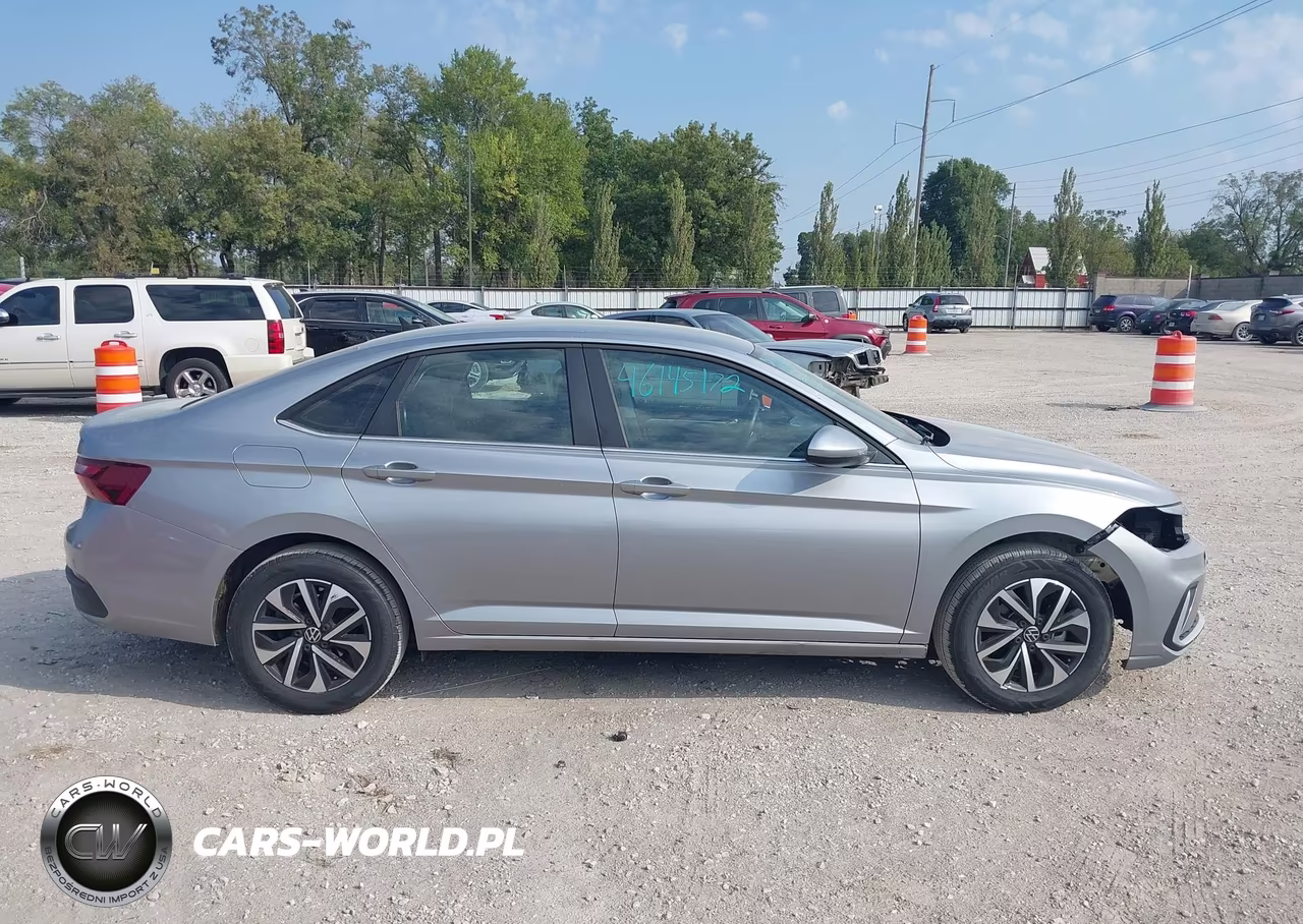 2025 Volkswagen Jetta 1.5T S VIN:3VW5X7BU2SM024761 - 14