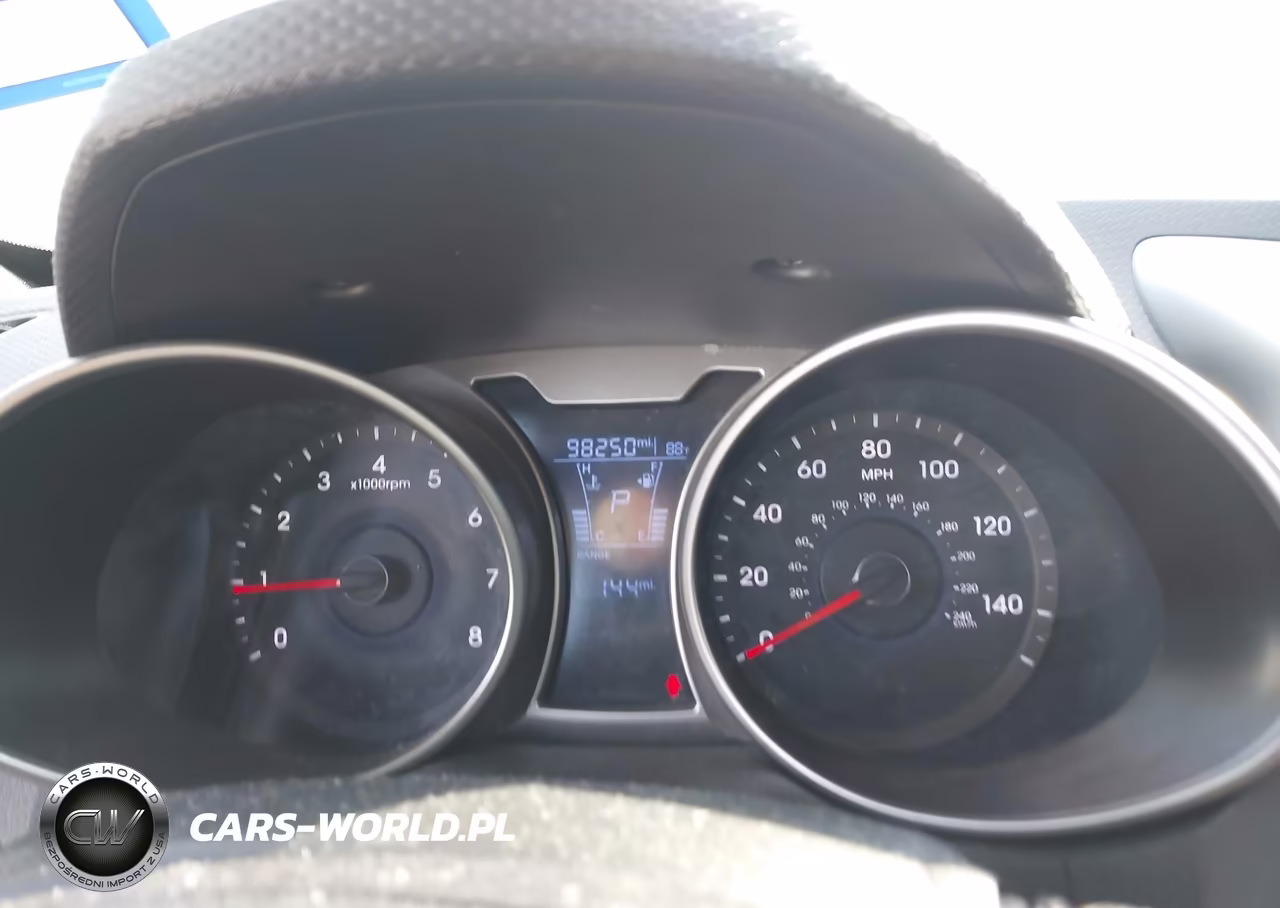 2017 Hyundai Veloster Value Edition VIN:KMHTC6AD7HU323230 - 7