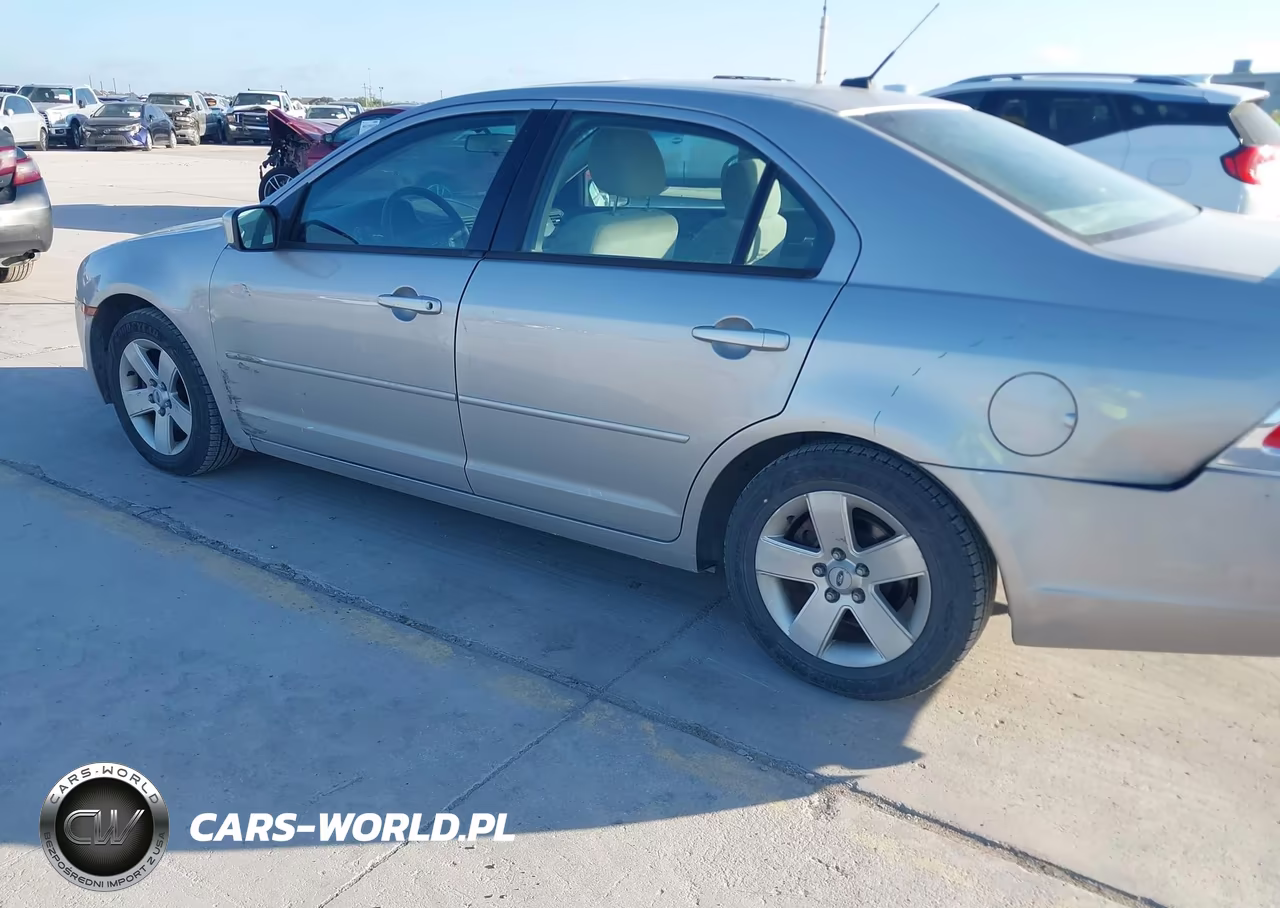 2007 Ford Fusion Se VIN:3FAHP01117R239448 - 6