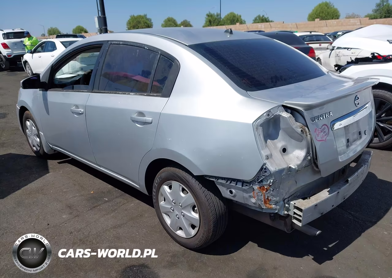 2011 Nissan Sentra 2.0 VIN:3N1AB6APXBL725966 - 3