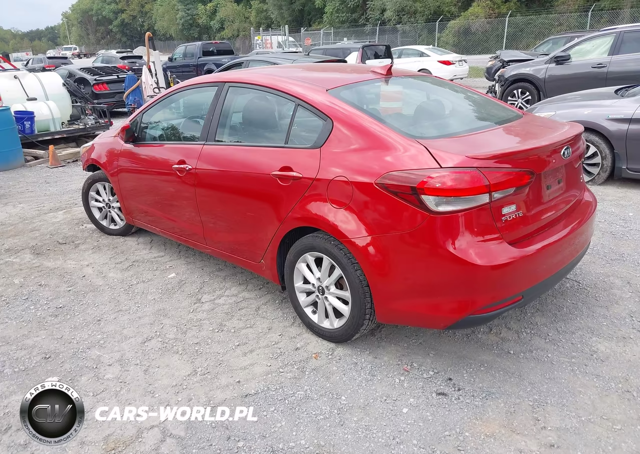 2017 Kia Forte S VIN:3KPFL4A75HE009722 - 3