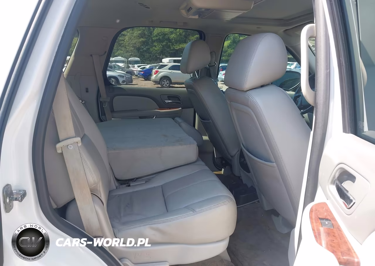 2012 Chevrolet Tahoe Lt VIN:1GNSCBE05CR206183 - 8