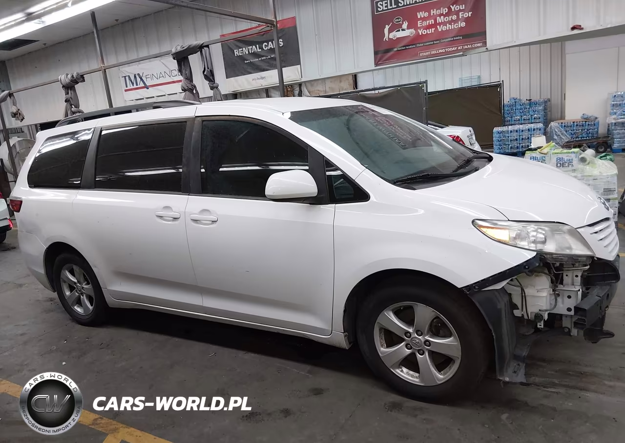 2017 Toyota Sienna Le 8 Passenger VIN:5TDKZ3DC4HS855460 - 14