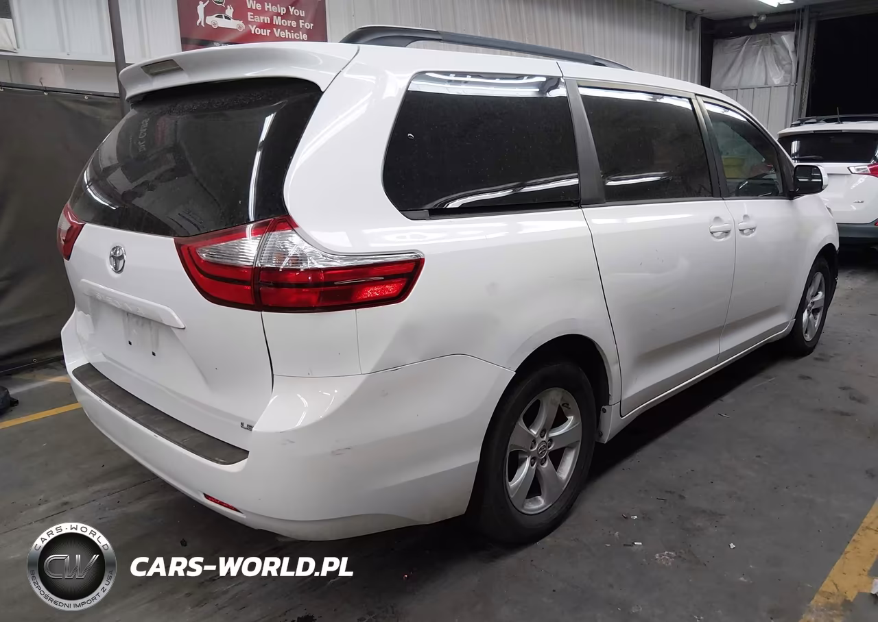 2017 Toyota Sienna Le 8 Passenger VIN:5TDKZ3DC4HS855460 - 4