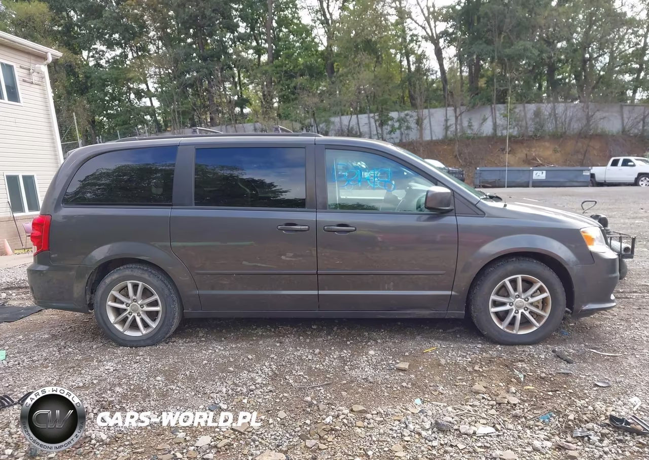 2015 Dodge Grand Caravan Sxt VIN:2C4RDGCG2FR556712 - 14