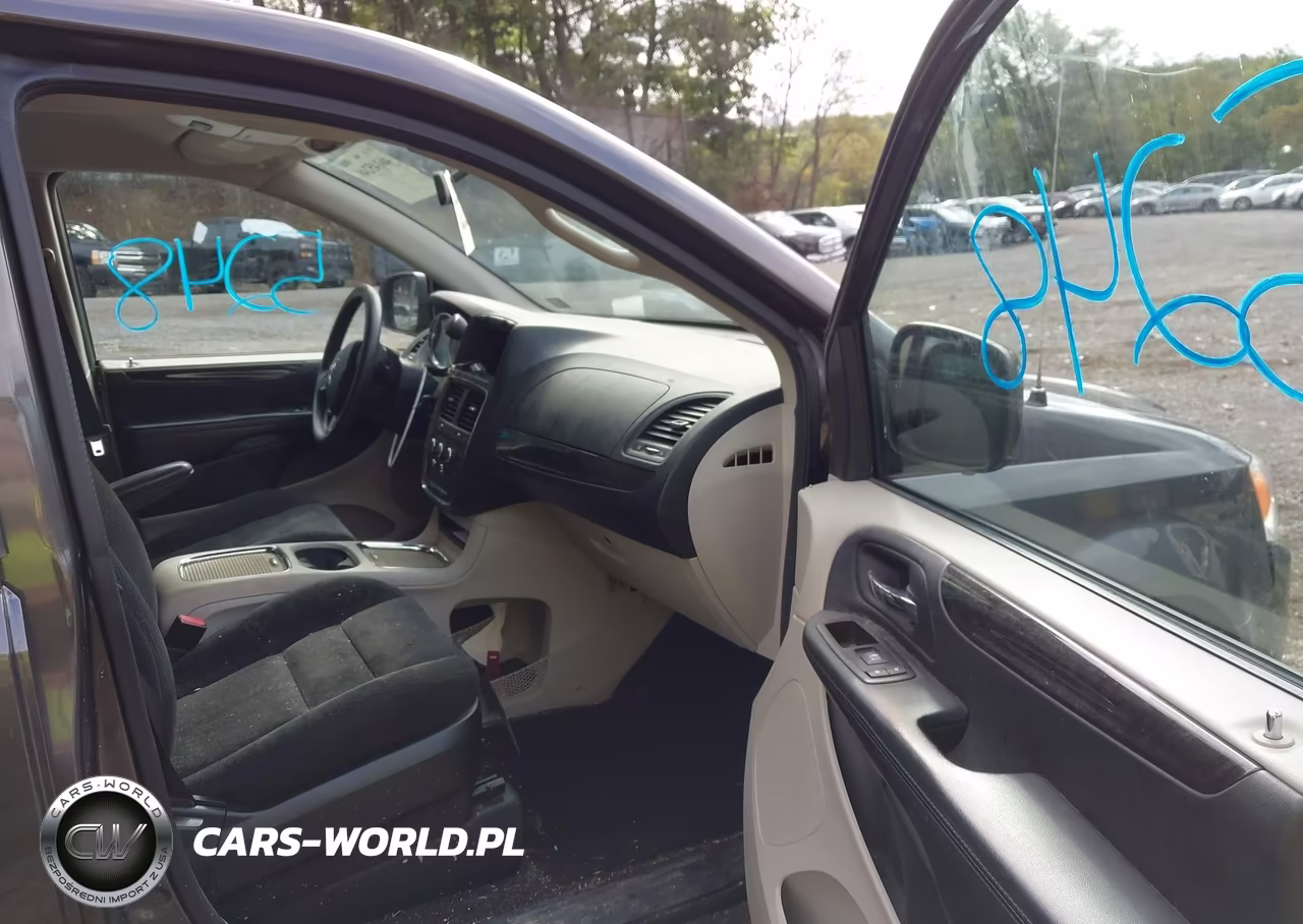 2015 Dodge Grand Caravan Sxt VIN:2C4RDGCG2FR556712 - 5