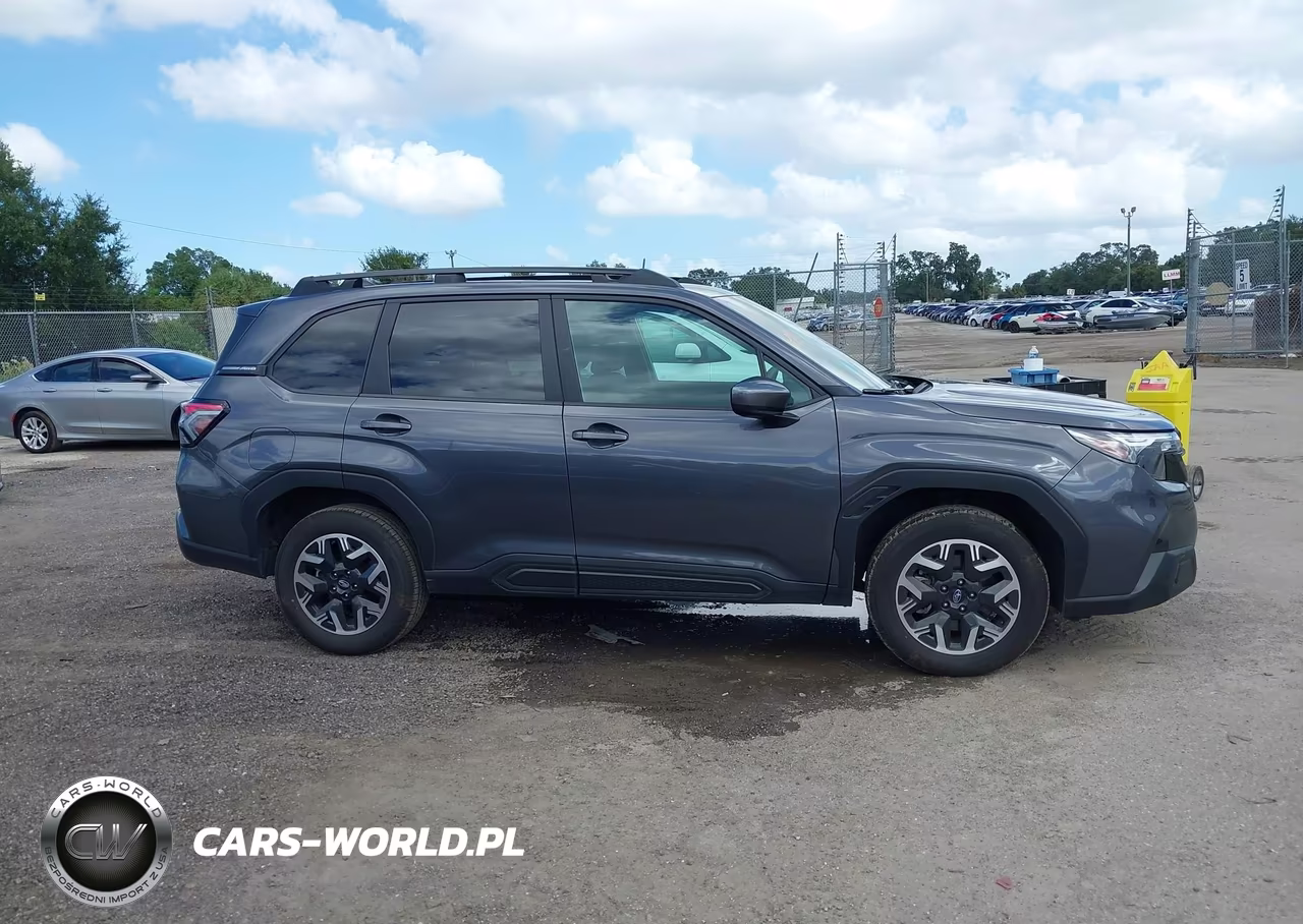 2026 Subaru Forester Premium VIN:4S4SLDD61T3071275 - 13