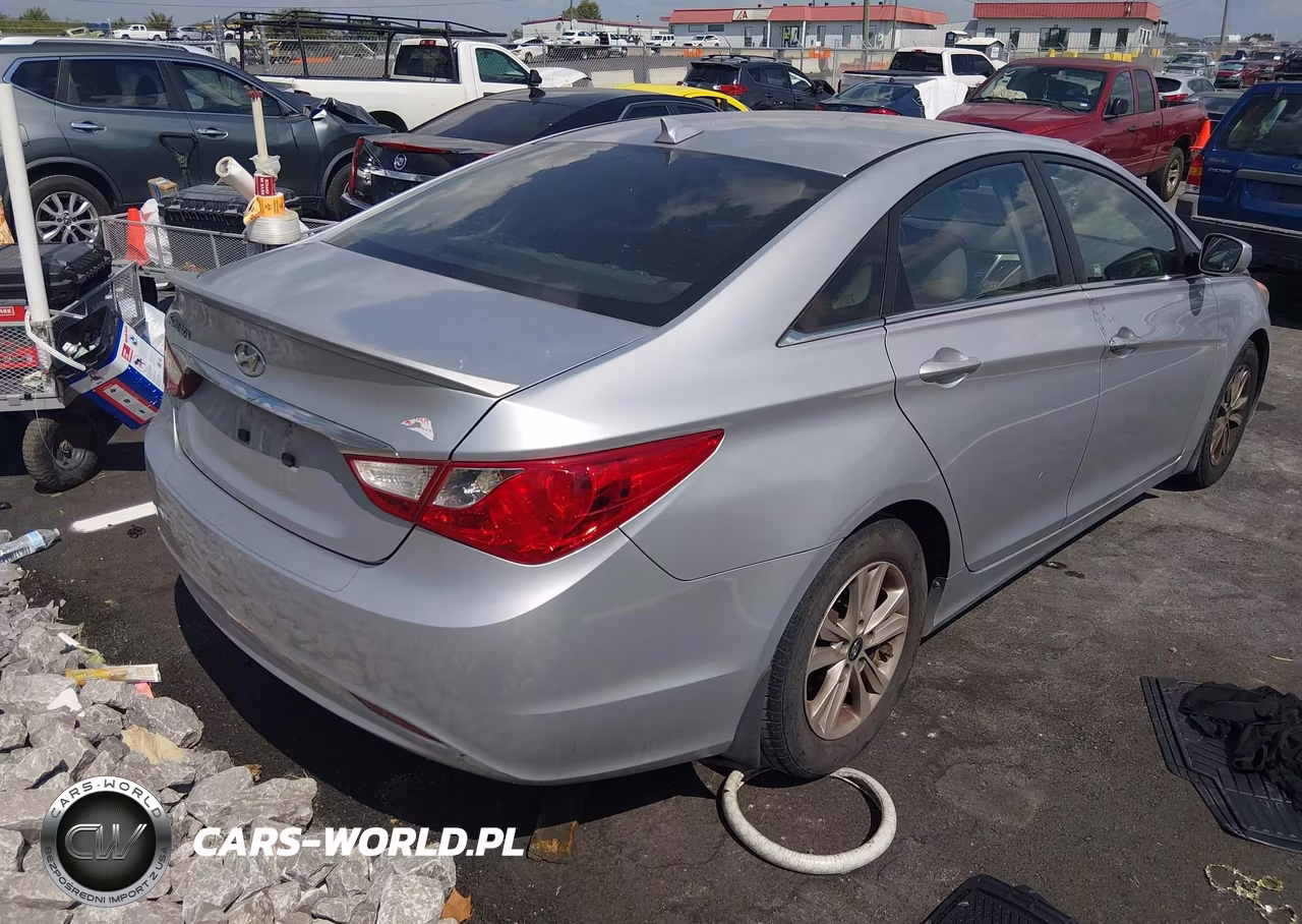 2013 Hyundai Sonata Gls VIN:5NPEB4AC6DH717611 - 4
