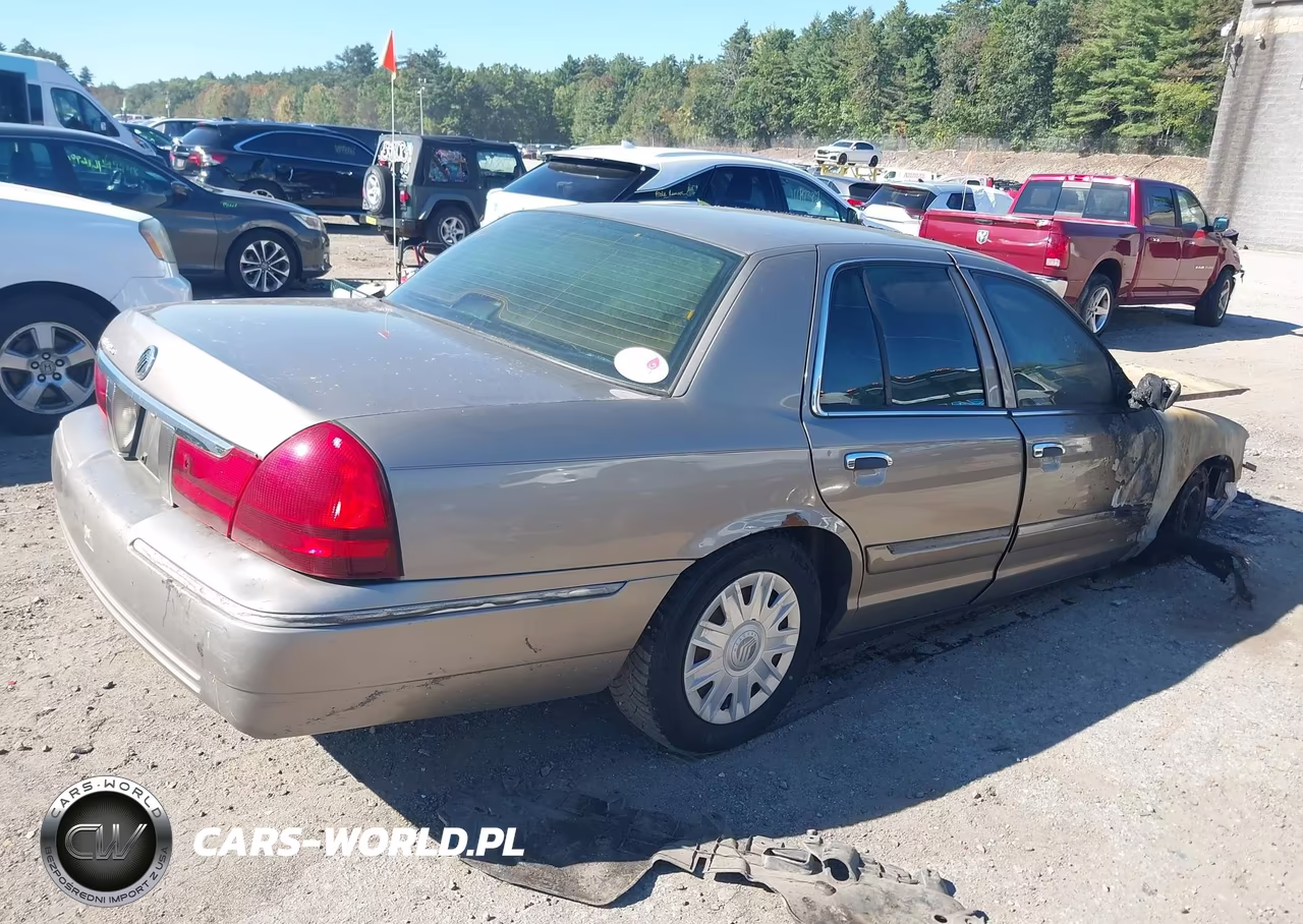 2004 Mercury Grand Marquis Gs VIN:2MEFM74W34X640859 - 4