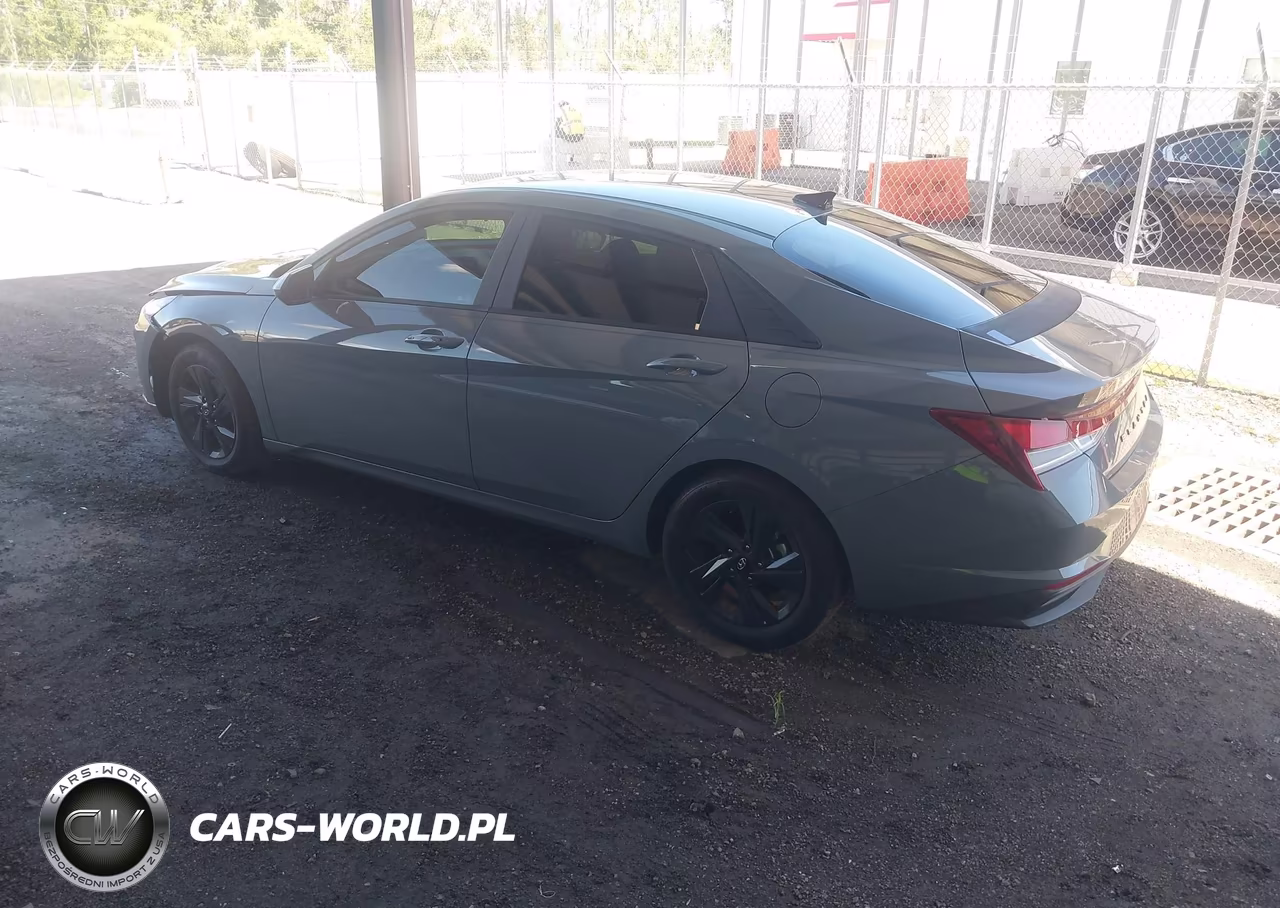 2022 Hyundai Elantra Sel VIN:KMHLS4AG5NU367630 - 3