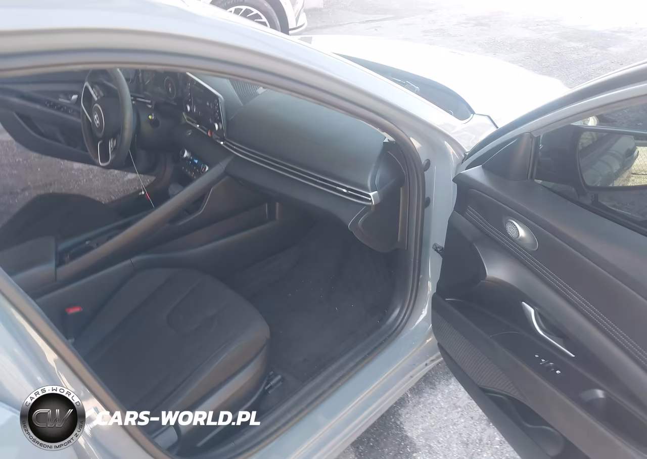 2022 Hyundai Elantra Sel VIN:KMHLS4AG5NU367630 - 5