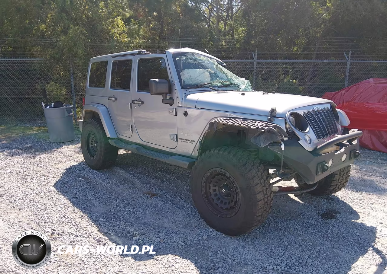 2014 Jeep Wrangler Unlimited Sahara – zdjęcie 1 z 14
