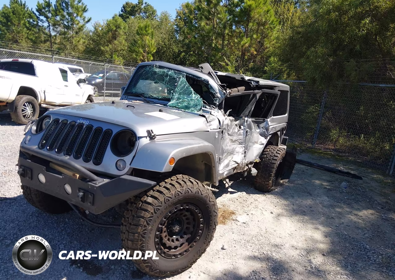 2014 Jeep Wrangler Unlimited Sahara VIN:1C4BJWEG1EL107434 - 6
