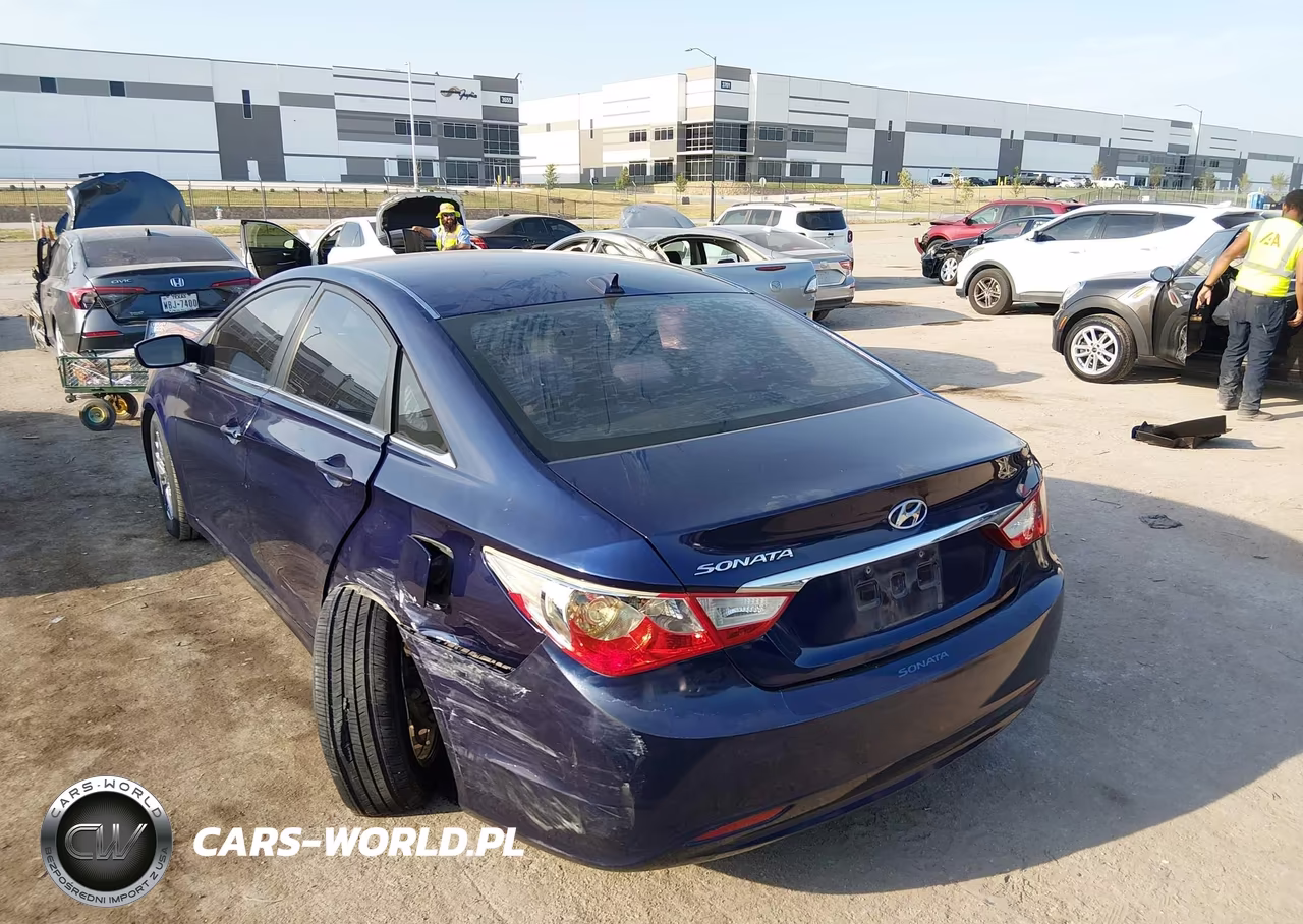2013 Hyundai Sonata Gls VIN:5NPEB4ACXDH748649 - 3