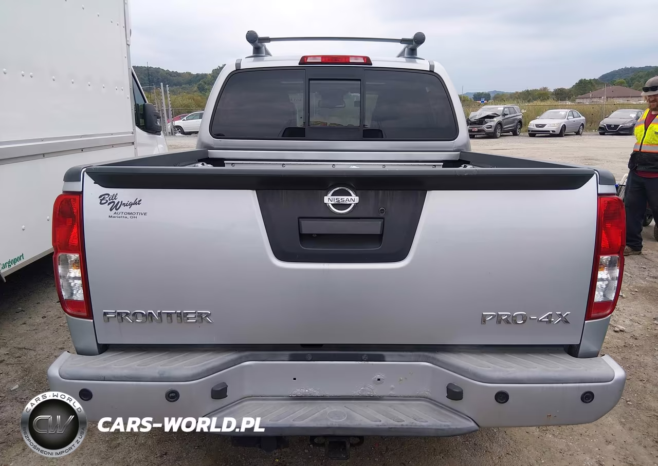 2016 Nissan Frontier Pro-4X VIN:1N6AD0EV4GN700398 - 16