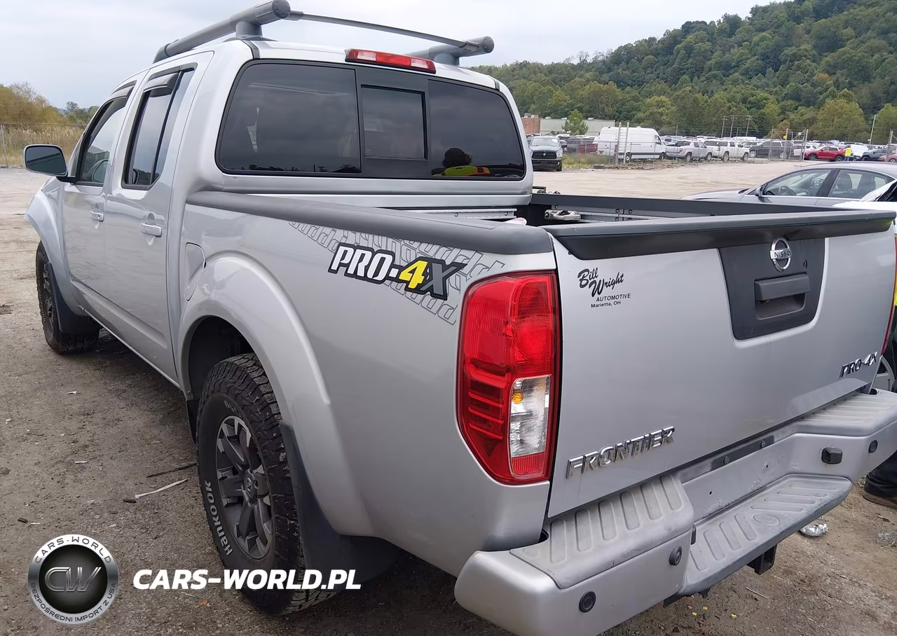 2016 Nissan Frontier Pro-4X VIN:1N6AD0EV4GN700398 - 3