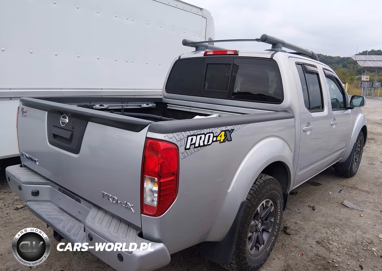 2016 Nissan Frontier Pro-4X VIN:1N6AD0EV4GN700398 - 4