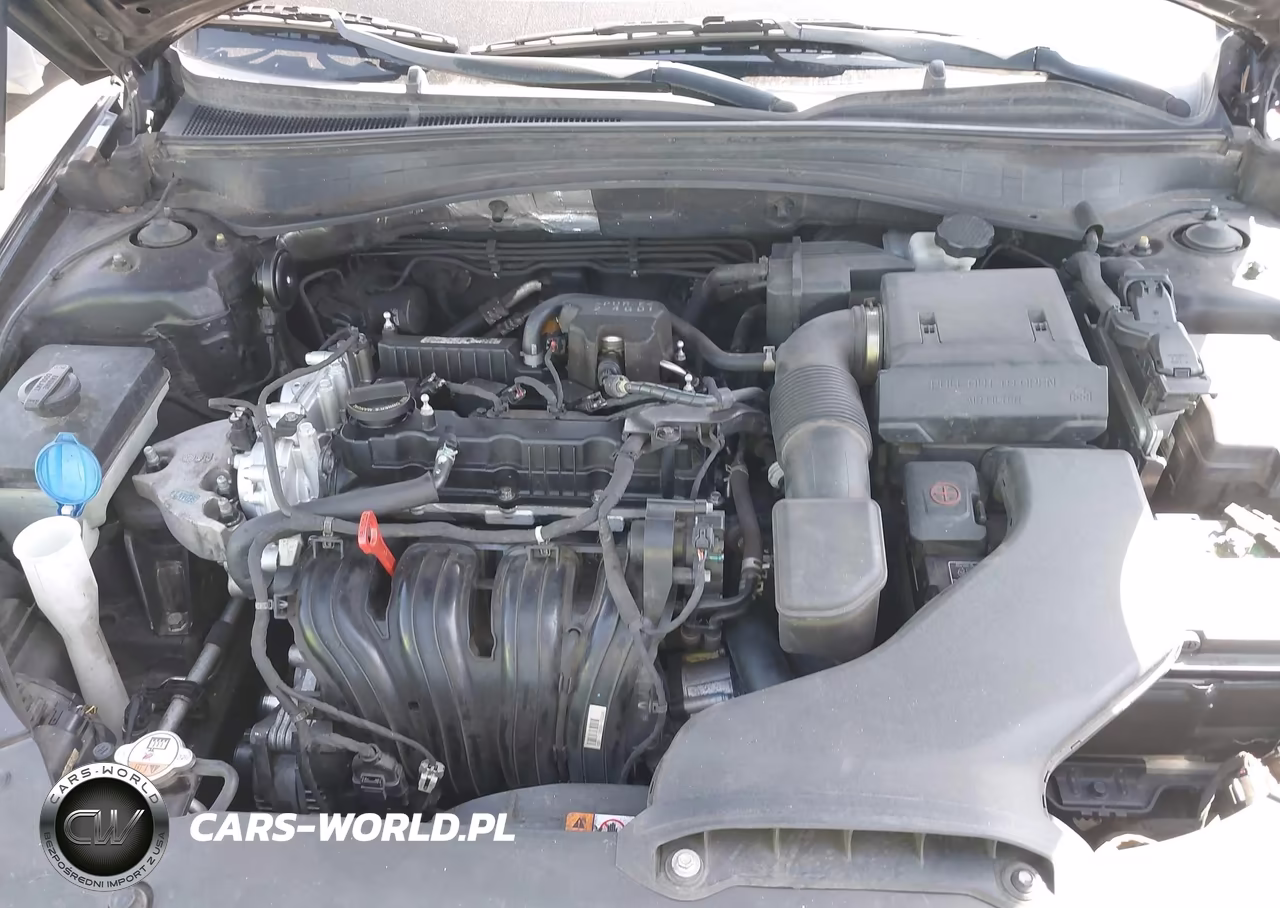 2018 Kia Optima Lx VIN:5XXGT4L32JG252402 - 10