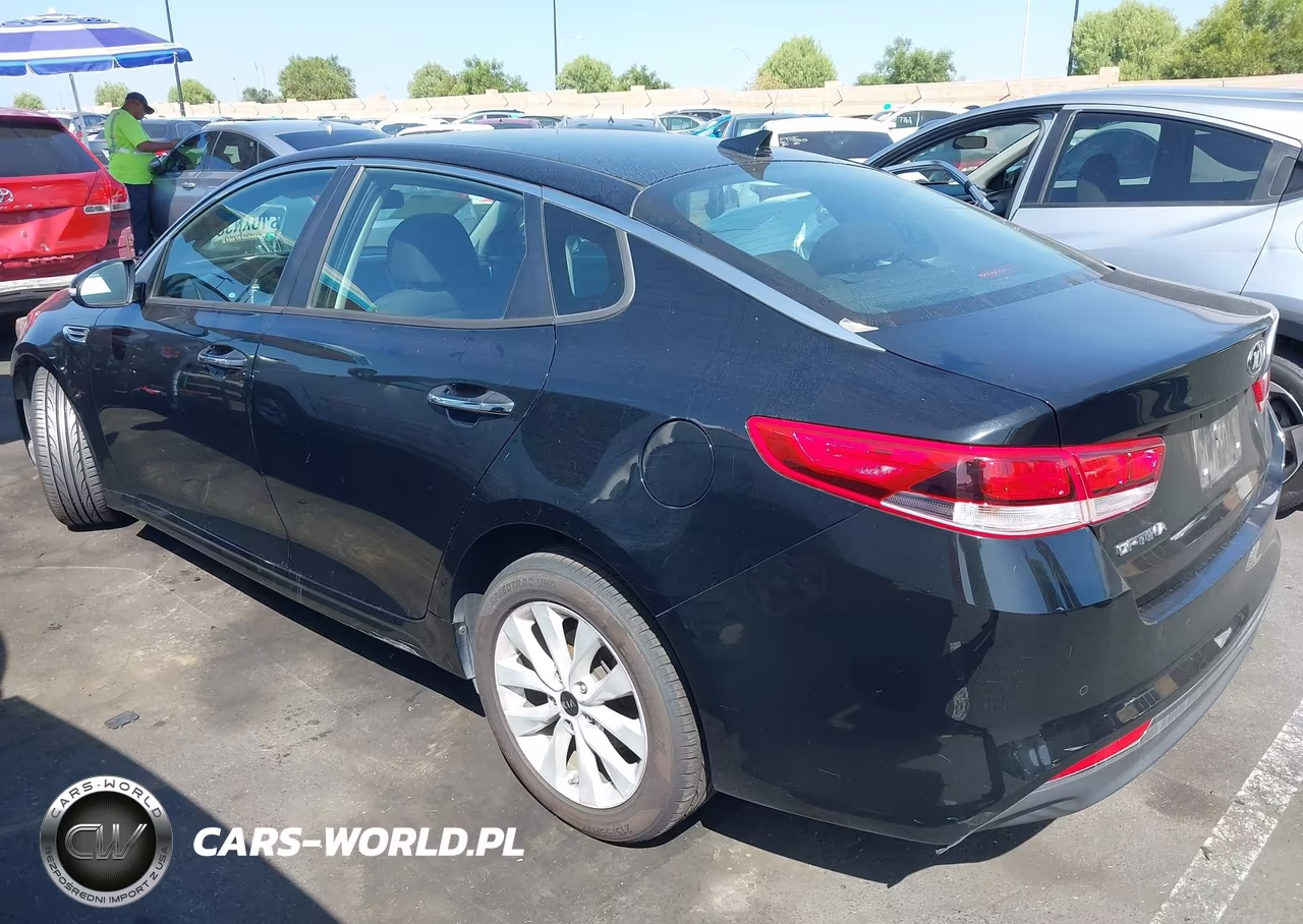 2018 Kia Optima Lx VIN:5XXGT4L32JG252402 - 14
