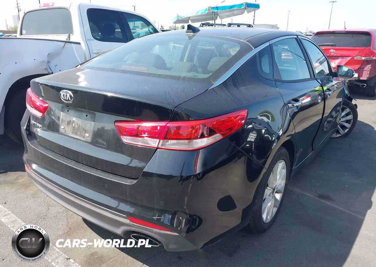 2018 Kia Optima Lx VIN:5XXGT4L32JG252402 - 4