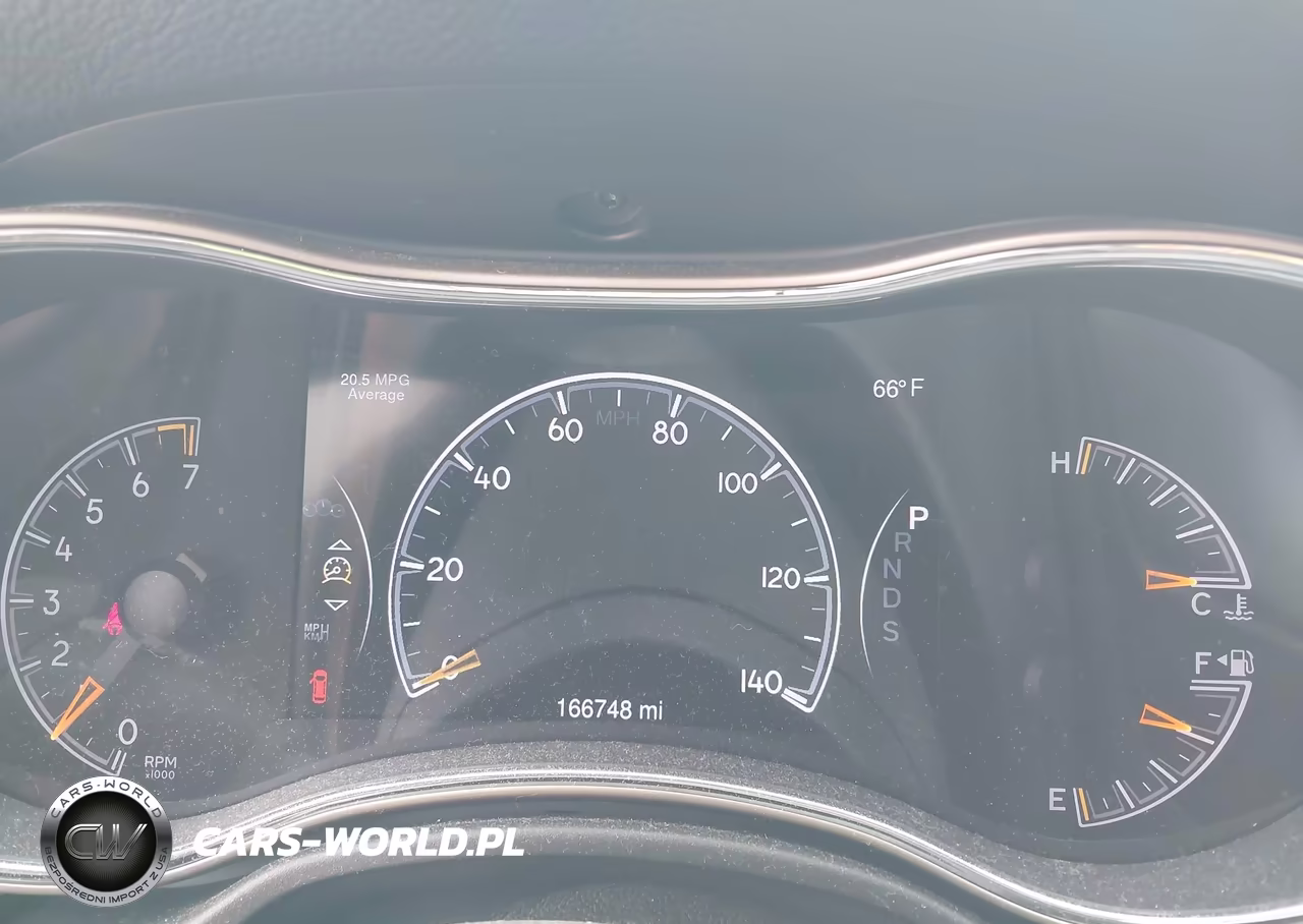 2015 Jeep Grand Cherokee Laredo VIN:1C4RJFAG8FC235031 - 7