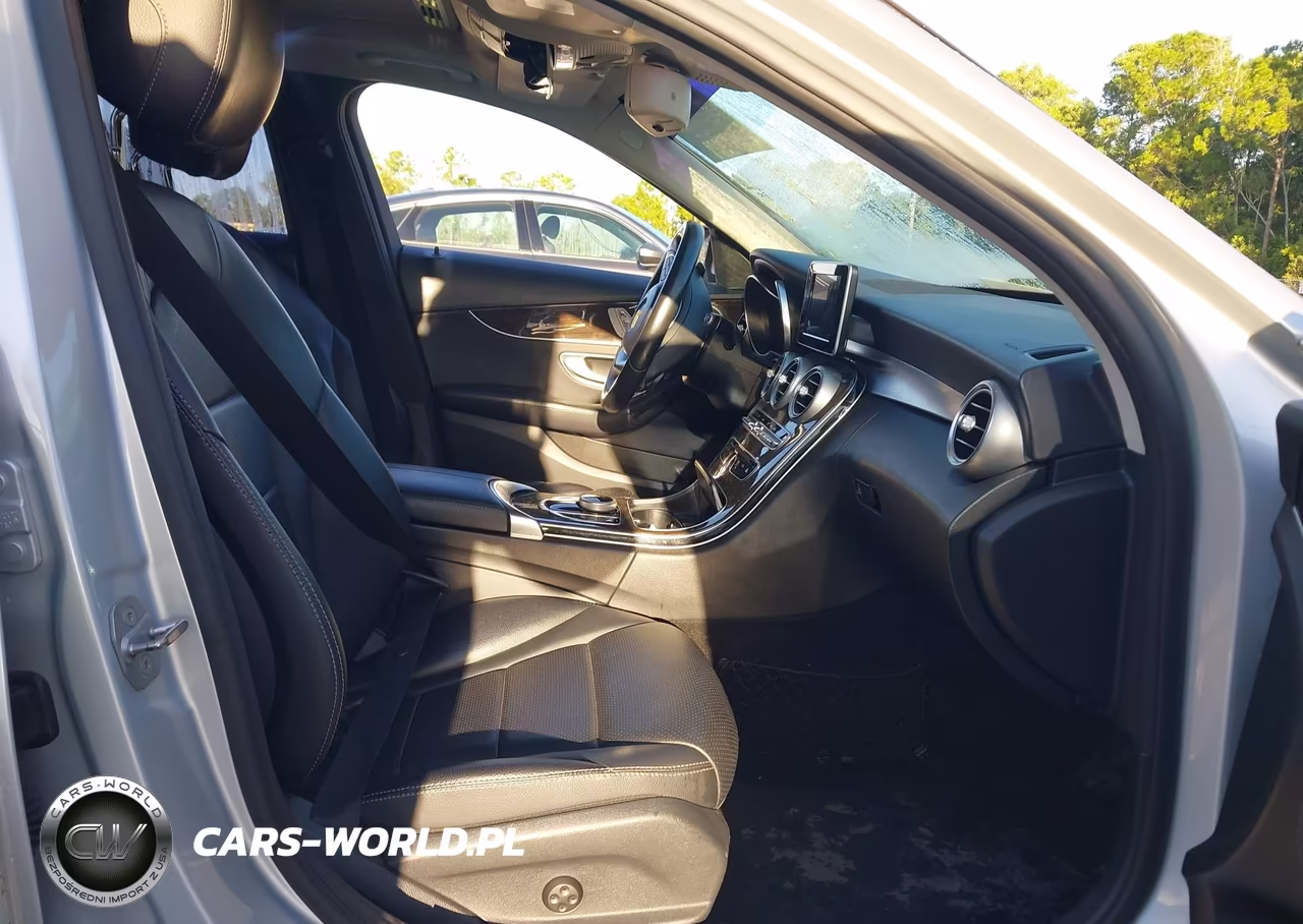 2018 Mercedes-Benz C 300 4Matic VIN:55SWF4KBXJU250636 - 5