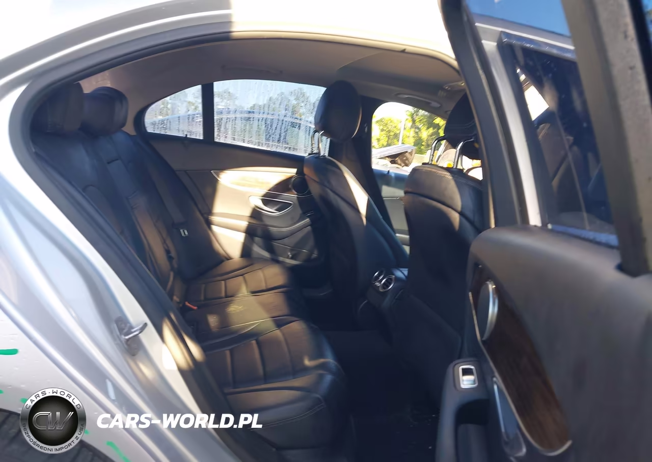 2018 Mercedes-Benz C 300 4Matic VIN:55SWF4KBXJU250636 - 8