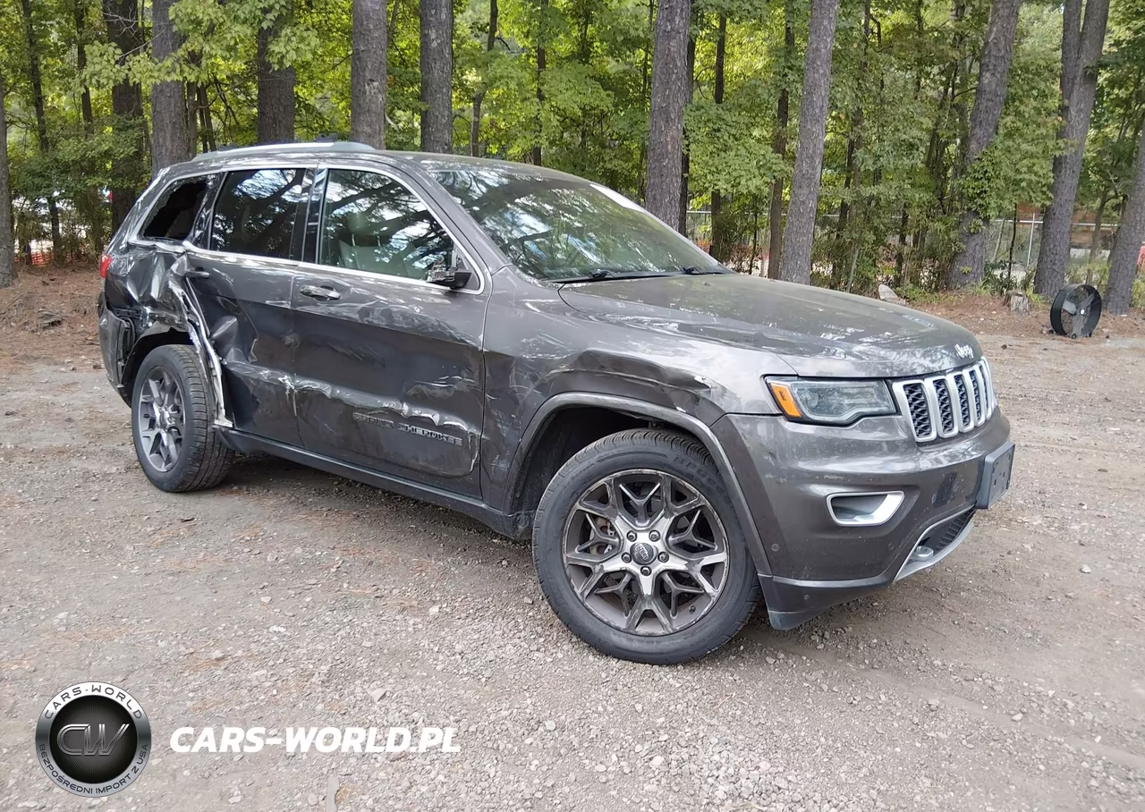 2018 Jeep Grand Cherokee Sterling Edition 4X4 VIN:1C4RJFBT8JC140246 - 1