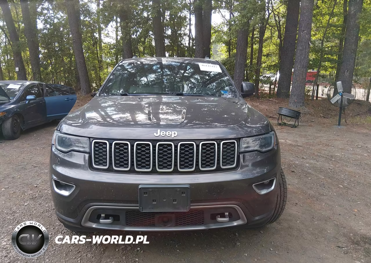 2018 Jeep Grand Cherokee Sterling Edition 4X4 VIN:1C4RJFBT8JC140246 - 12