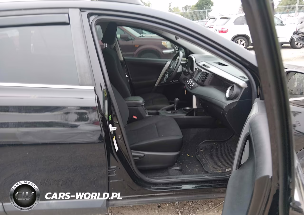 2017 Toyota Rav4 Le VIN:2T3BFREV0HW646047 - 5