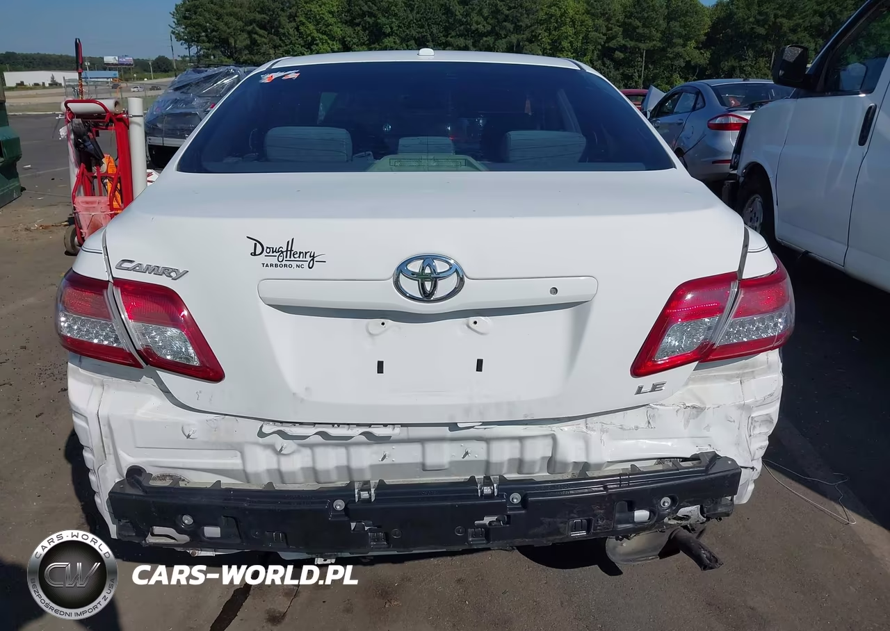 2011 Toyota Camry Le VIN:4T1BF3EK4BU687185 - 17