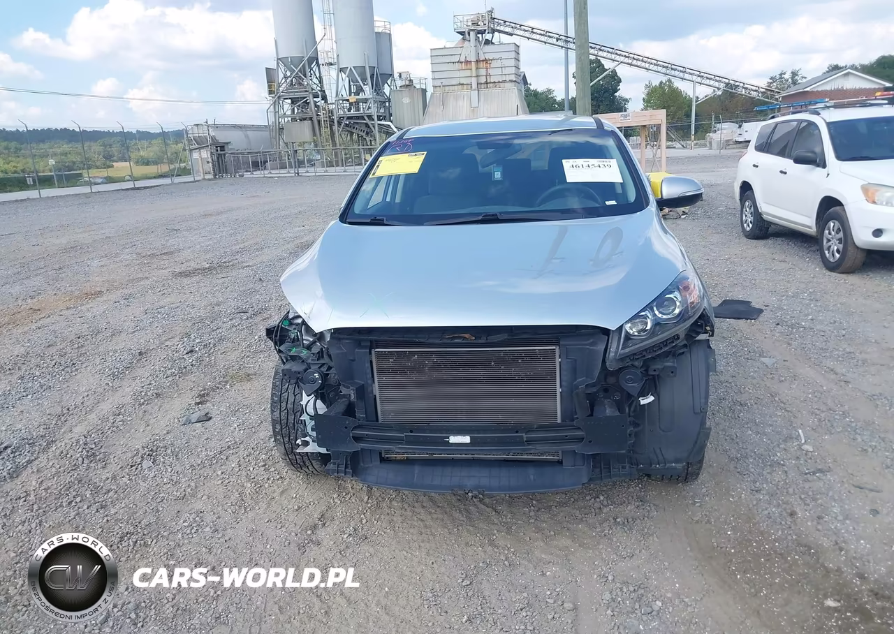 2019 Kia Sorento 2.4L L VIN:5XYPG4A35KG457877 - 12