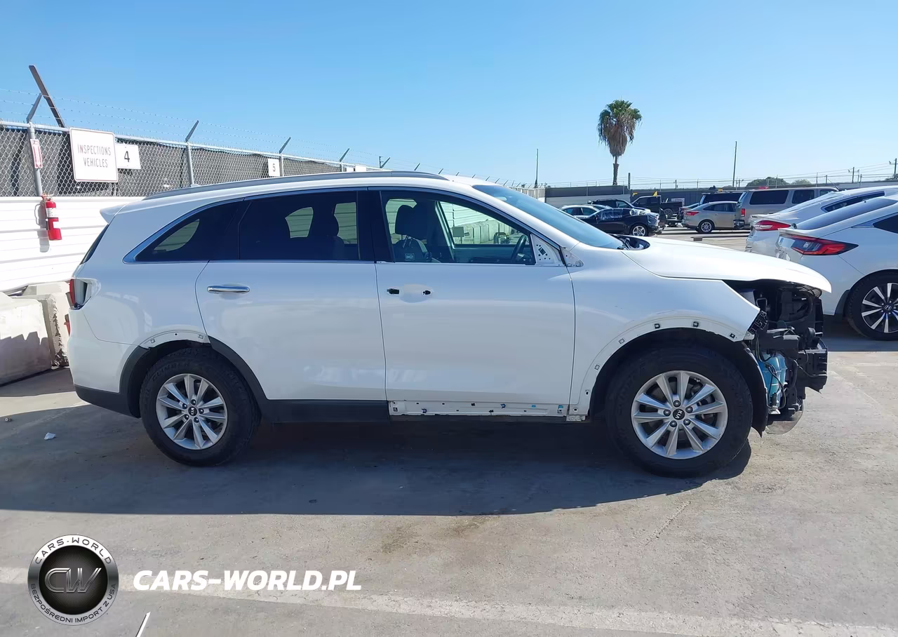 2019 Kia Sorento 2.4L Lx VIN:5XYPG4A33KG526050 - 14