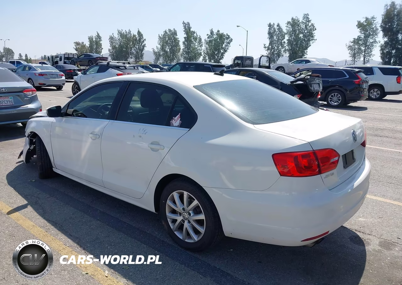 2014 Volkswagen Jetta 1.8T Se VIN:3VWD17AJ3EM372979 - 3